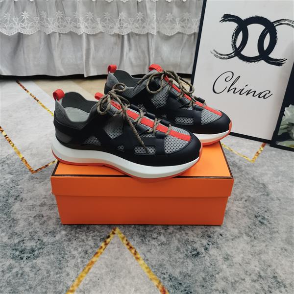 2025112815400202 330